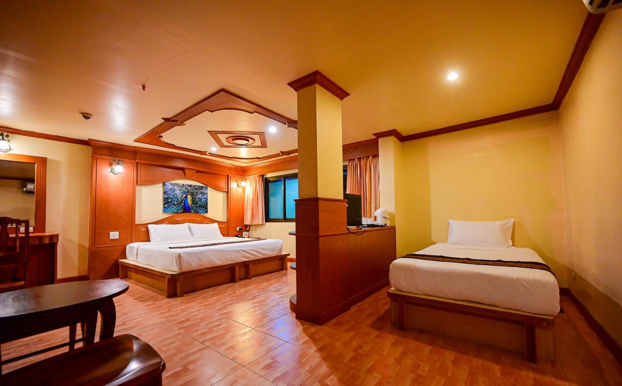 Complex Hotel Patong Exteriér fotografie
