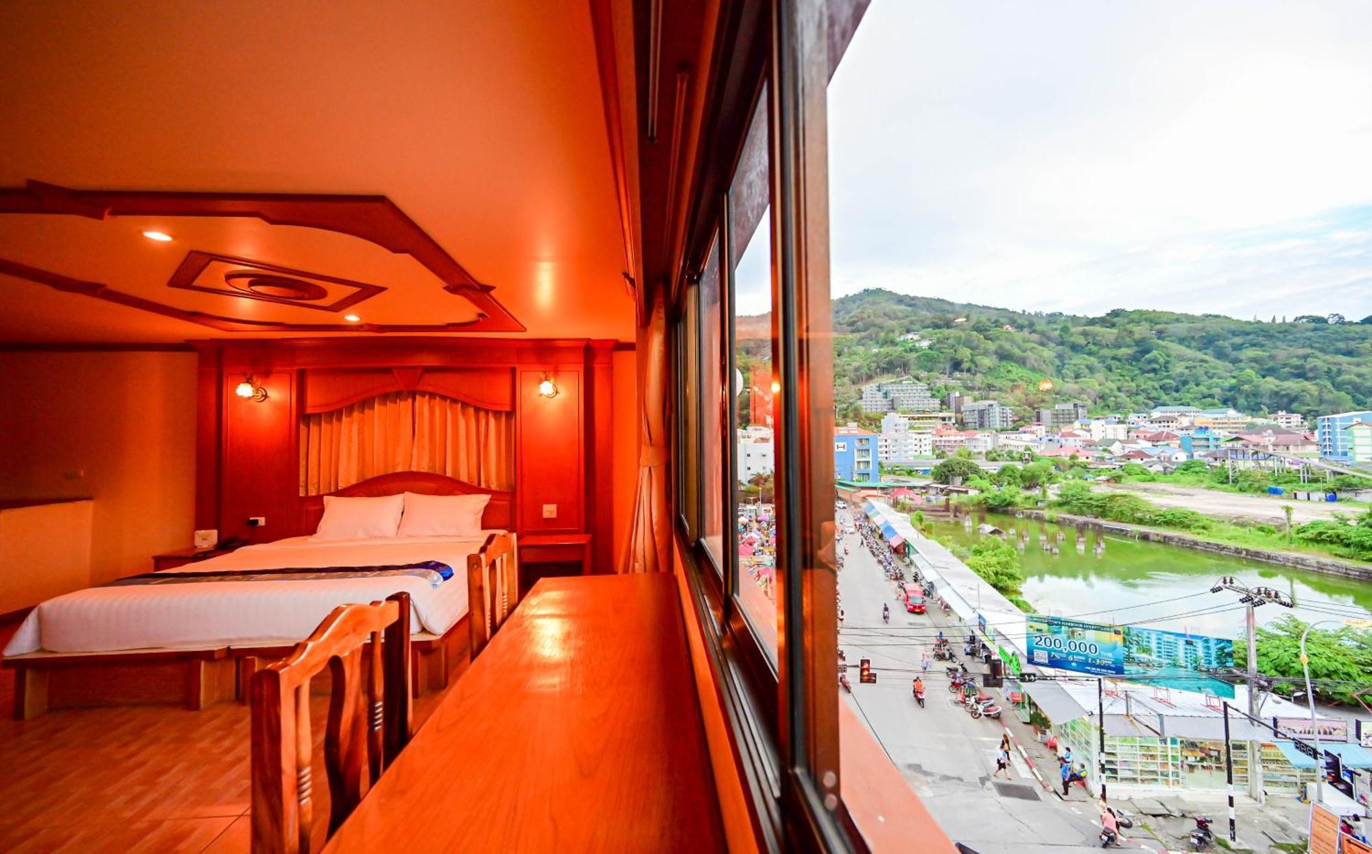 Complex Hotel Patong Exteriér fotografie