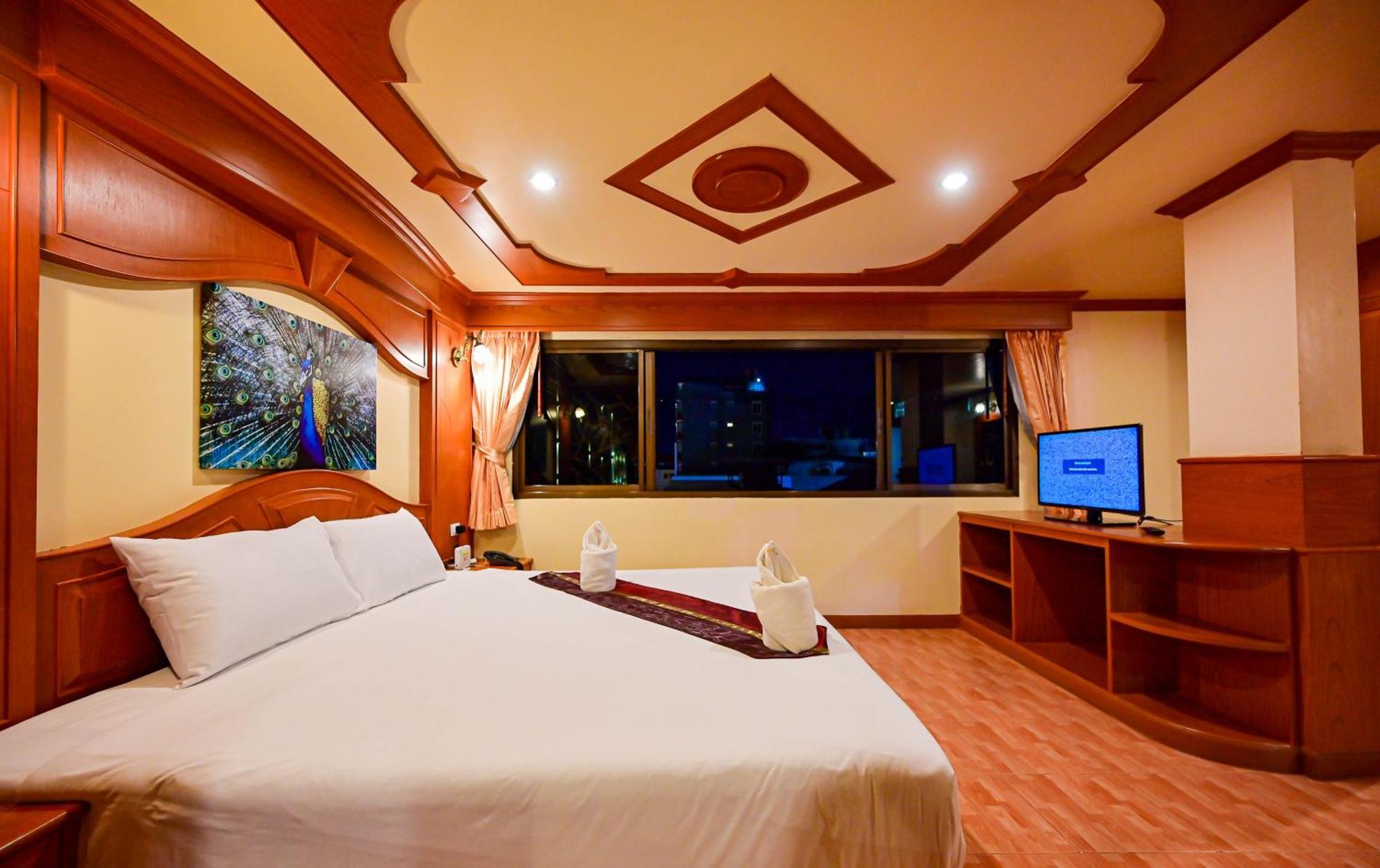 Complex Hotel Patong Exteriér fotografie